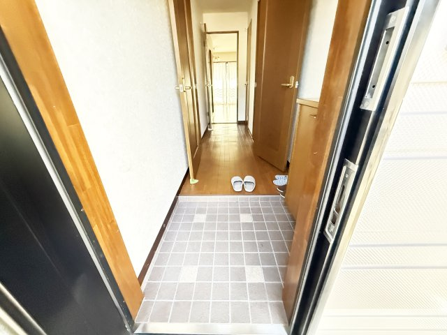 プライムKの玄関