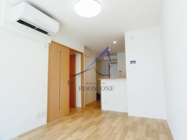 ラ・カーサ・ビアンカの居間・リビング|洋室のお部屋です。