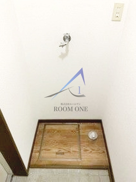 メゾン美光の設備|洗濯機置き場です。