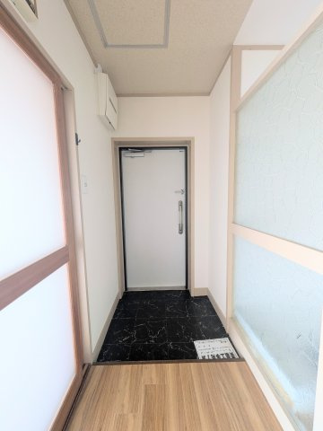 渦ヶ森コーポ10号館の玄関