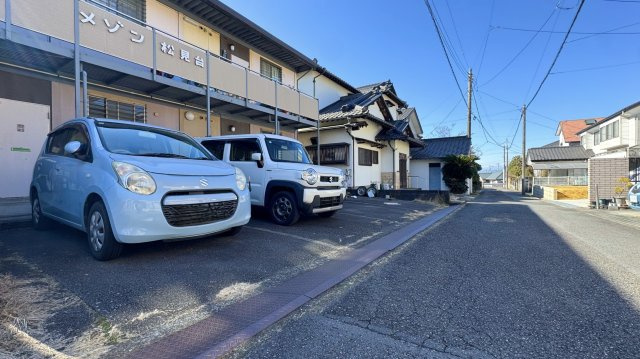 陽だまりの春風テラスの駐車場