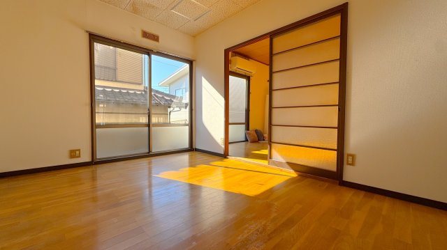 陽だまりの春風テラスの居間・リビング