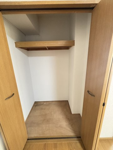 ファミールサヨⅠの洗面所|※別号室参考写真です