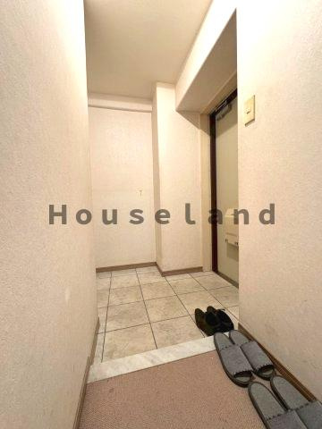 朝日プラザ鳴神の玄関