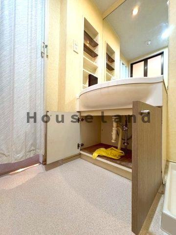 朝日プラザ鳴神の独立洗面台