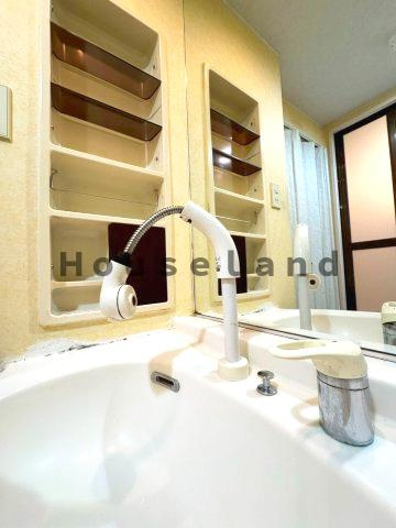 朝日プラザ鳴神の独立洗面台