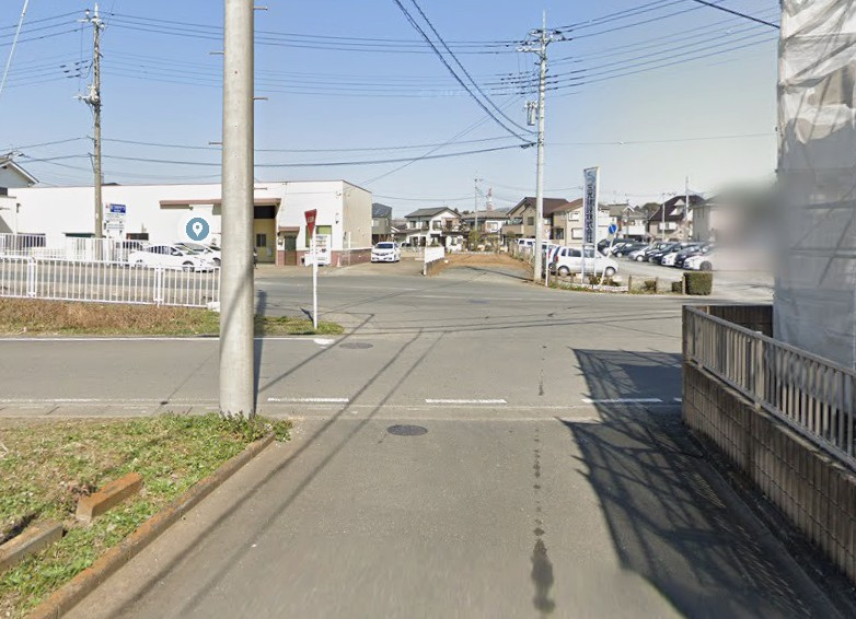 【土地】鶴ヶ島市太田ヶ谷建築条件無し売地の前面道路含む現地写真|前面道路含む現地写真です