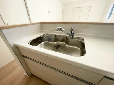 【キッチン】 | 銚子市長塚町１号棟 | 施工例:即日のご見学も可能です。お気軽に0476-37-3888までお問合せ下さい。