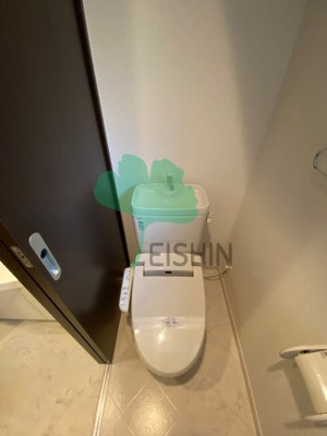 【トイレ】 | YGM九大病院前(ワイジーエム九大病院前） | 清潔感のあるトイレです。