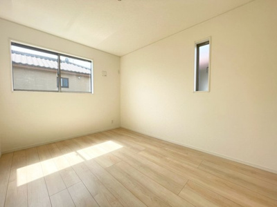 【洋室】 | 銚子市長塚町2号棟 | 施工例:即日のご見学も可能です。お気軽に0476-37-3888までお問合せ下さい。