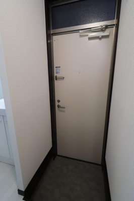 【玄関】 | アルル笹原駅東 | 下駄箱もしっかりついてます！