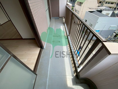 【バルコニー】 | エスポワール空港通り | 日当たりの良いバルコニーです！