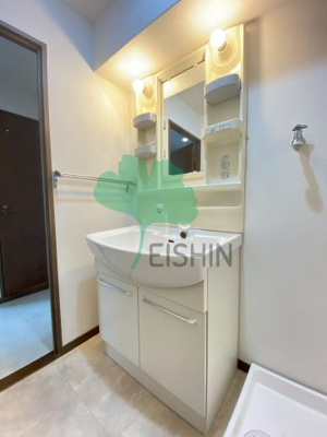 【洗面所】 | エスポワール空港通り | シンプルで使いやすい洗面台です！