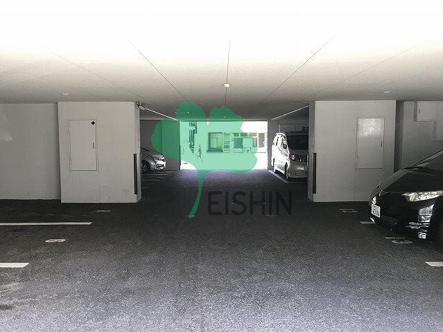 KDXレジデンス天神東2(ケーディーエックスレジデンス天神東2)の駐車場