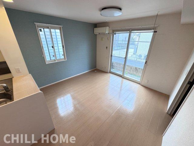 フローレスの居間・リビング|当社、チルホームのHPもご覧ください(^^)/物件情報多数♪