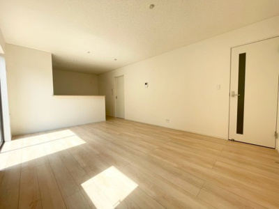 【居間・リビング】 | 銚子市長塚町3号棟 | 施工例:即日のご見学も可能です。お気軽に0476-37-3888までお問合せ下さい。