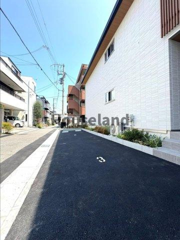 D-Luce納定(ディールーチェノウジョウ)の駐車場