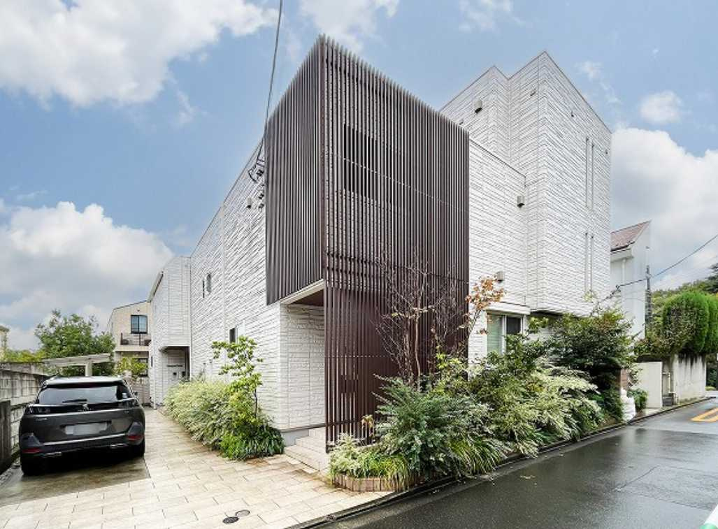 御留山テラス　耐震等級３　高遮音床システム　シャーメゾン