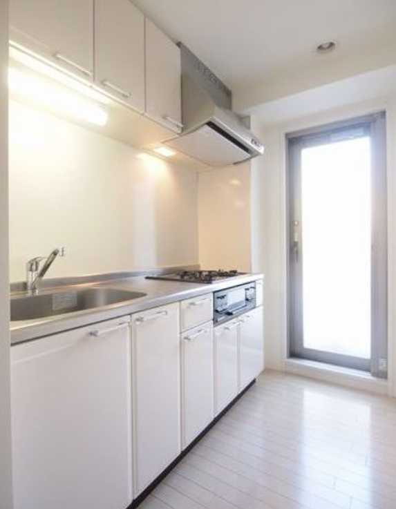 パティオ高田馬場　駅近　ネット無料　シャーメゾンのキッチン