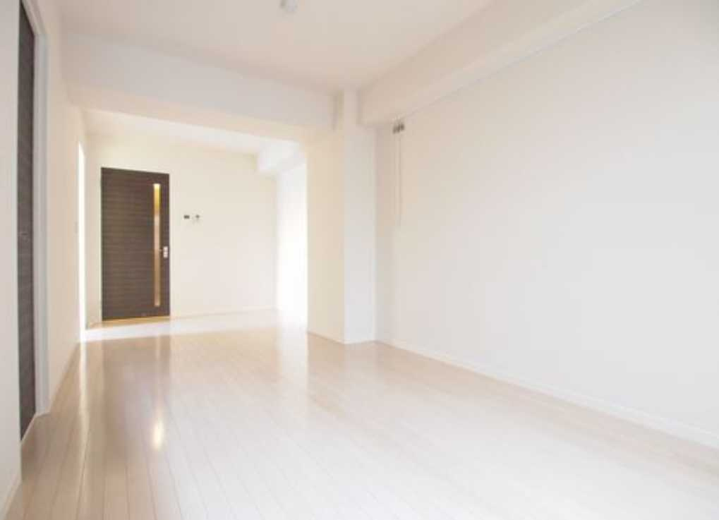 パティオ高田馬場　駅近　ネット無料　シャーメゾンの居間・リビング