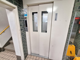 【その他共用部分】 | 陽当り良好な南西角部屋♪内装フルリノベーション後のお引渡し！駅徒歩6分、桜上水駅から新宿駅までお乗り換え無し、乗車時間12分、利便性に富んだ立地！