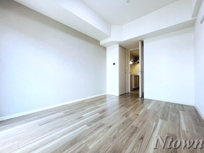 【居間・リビング】 | メイクスデザイン鶴舞 | こちらのリビングで趣味の時間をお楽しみください