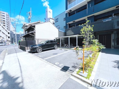 【駐車場】 | メイクスデザイン鶴舞 | カースペースがあります