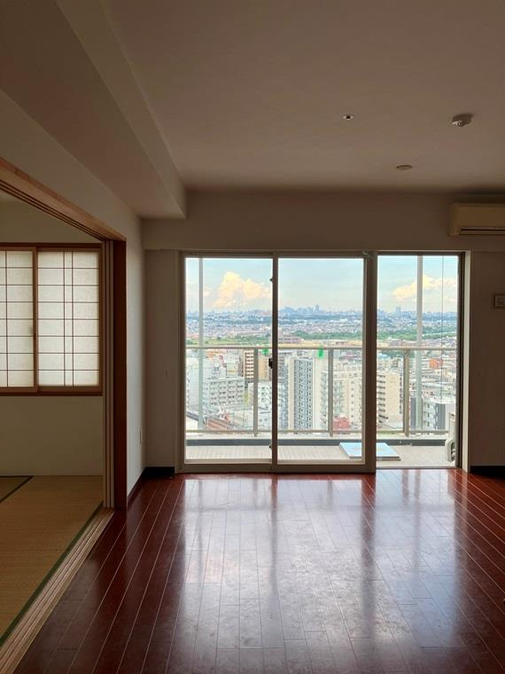 アトラスタワー向ヶ丘遊園の居間・リビング