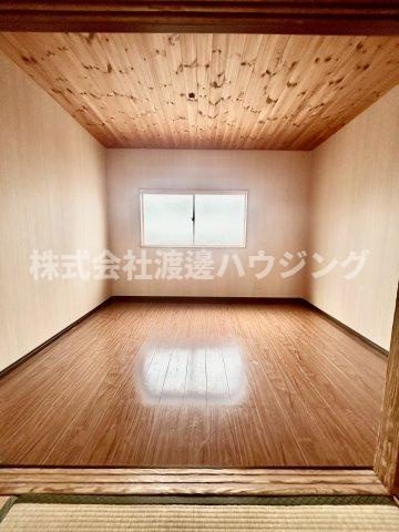 菱江1丁目一戸建の洋室