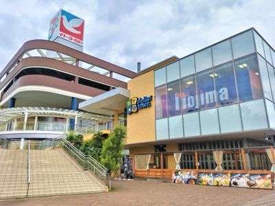 ステラタウンまで1300ｍ
