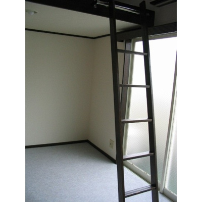 【居間・リビング】 | スカイコーポラスⅡ | 洋室