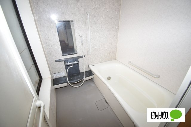 六供町戸建住宅の浴室