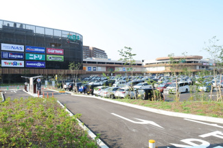 イーアス高尾まで1300ｍ