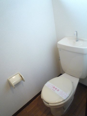 トイレ(上部棚有り)