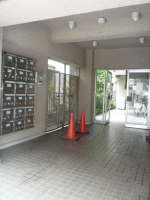 【エントランス】 | メゾン・ド・ボックス | エントランス：2015年11月撮影