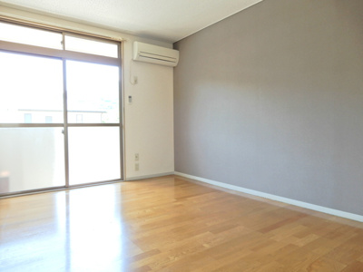 【洋室６帖】シンプルでレイアウトしやすい★