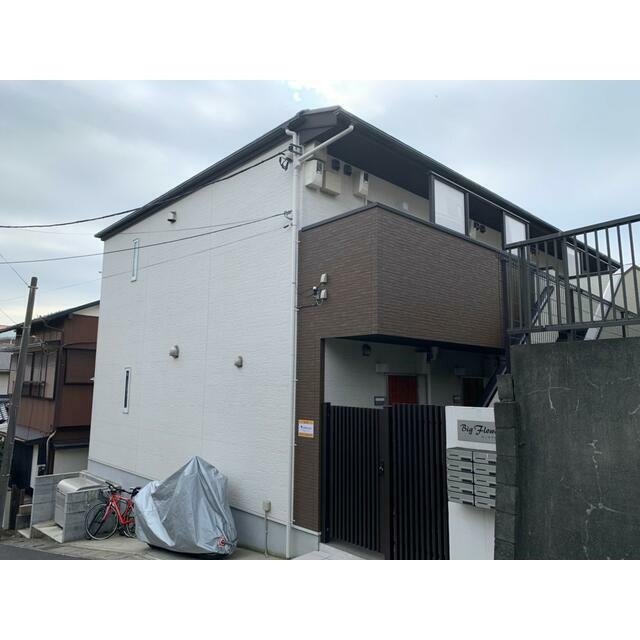 千葉市花見川区南花園１丁目のアパート