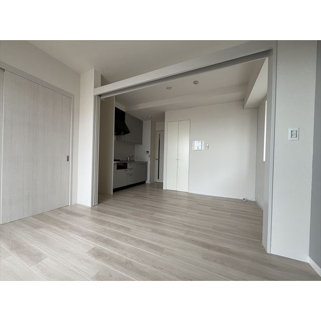 ステーションフロント都立大学の居間・リビング