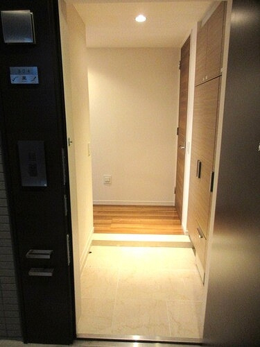 ダイアパレス市役所前のその他|玄関から室内　※前回募集時／2023年12月の写真