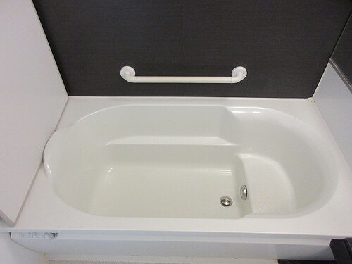 ダイアパレス市役所前の浴室|浴室　※前回募集時／2023年12月の写真