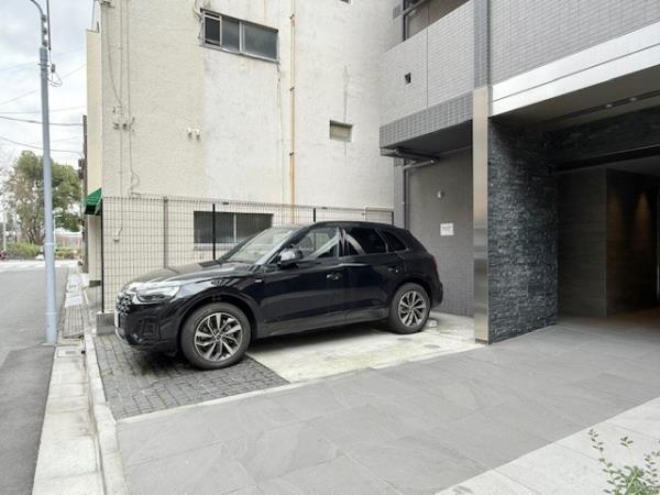 ＫＤＸレジデンス浅草の駐車場