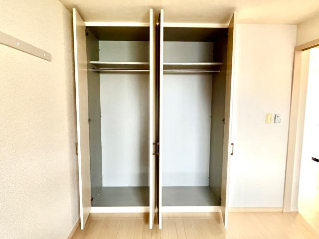 グランチェスタＨ・Ｙの収納|洋室クローゼット