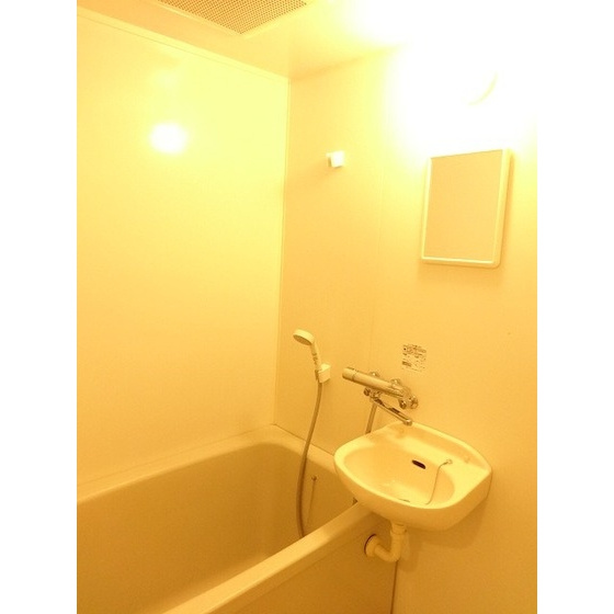 アムス馬喰町の浴室