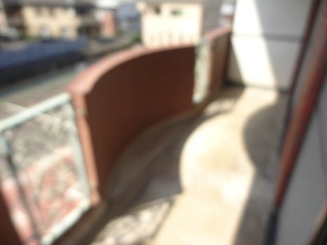 サンプラザ郡山のバルコニー