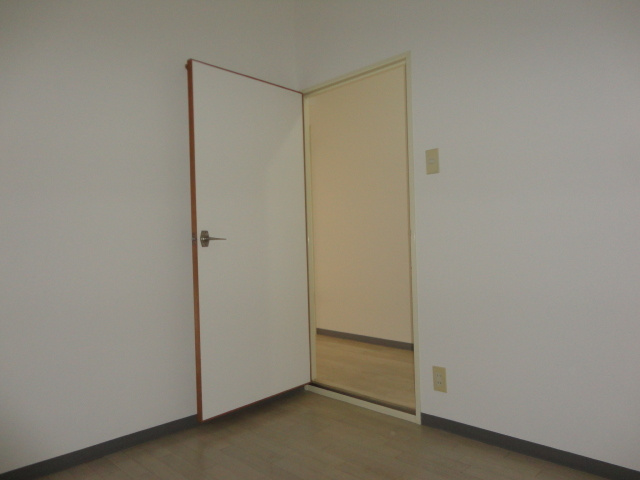 サンプラザ郡山の寝室