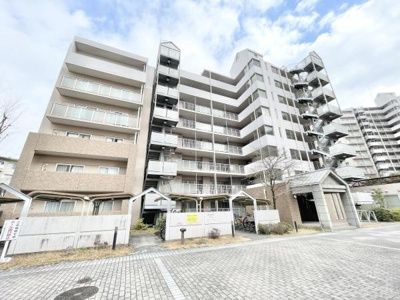 【外観】 | ソワール新檜尾台6号棟 | 南海泉北線「光明池」駅が徒歩6分。通勤にも外出にもアクセス良好。家族でおでかけすることも増えそうですね♪