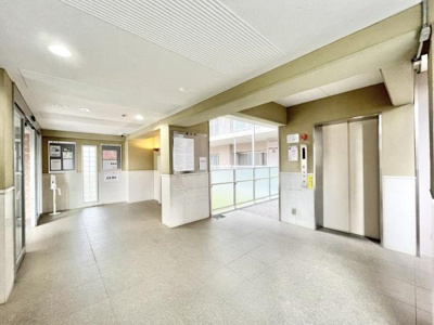 【エントランス】 | ソワール新檜尾台6号棟 | 清潔に維持されている共用部。住む方のマナーの良さが感じられます！