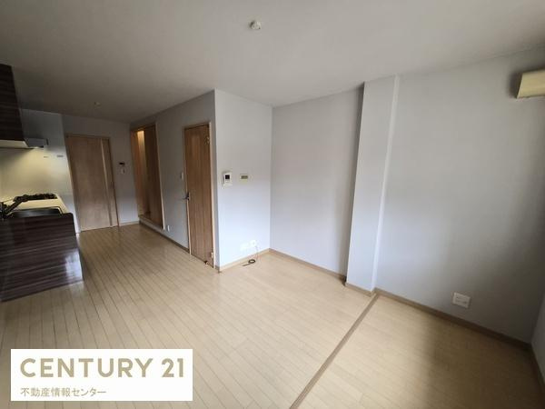 【居間・リビング】 | 南恩加島3丁目　中古戸建