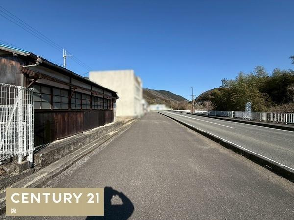 紀美野町下佐々　土地の前面道路含む現地写真