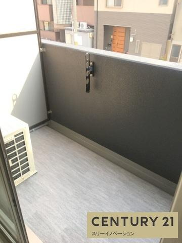 グランカリテ大正ドマーニのバルコニー|★奥行のあるバルコニー★